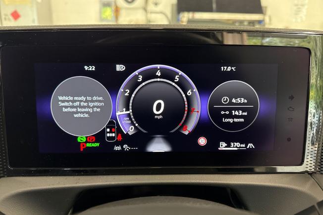 VOLKSWAGEN Tiguan Photo 15