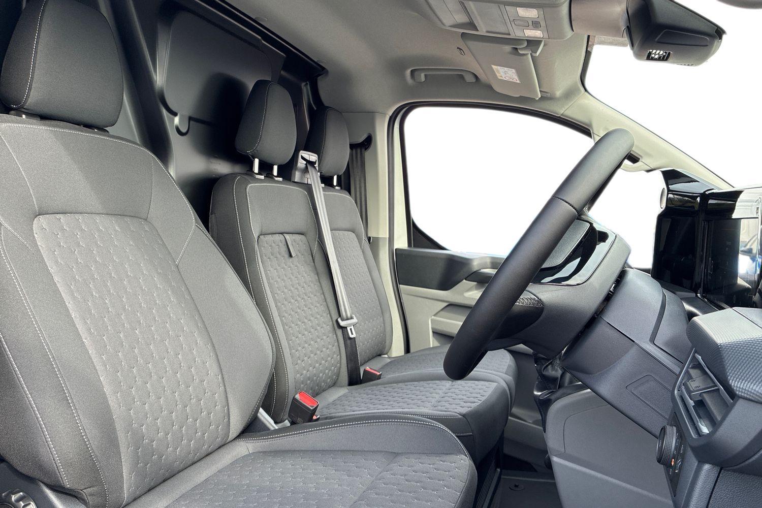 Ford TRANSIT CUSTOM Photo 10