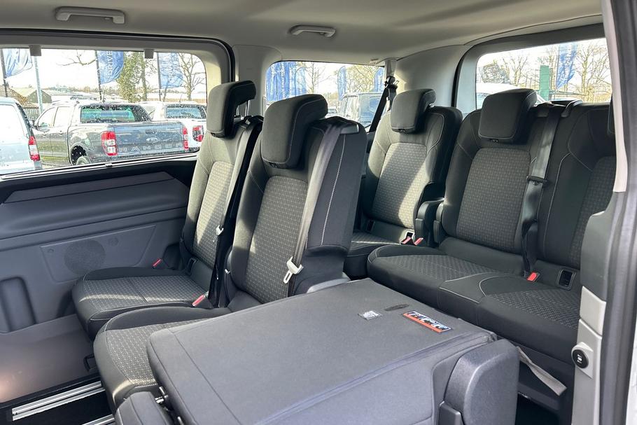 Used FORD TOURNEO CUSTOM HN75JZG 26