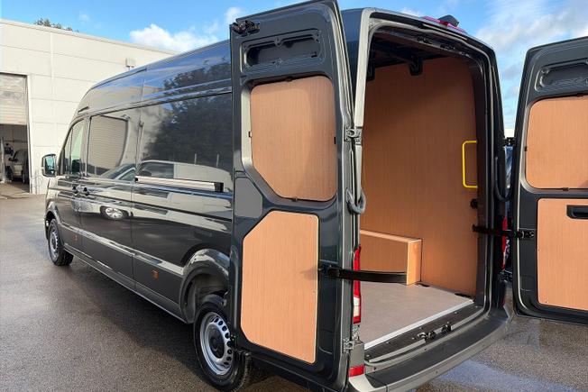 VOLKSWAGEN Crafter Photo 50