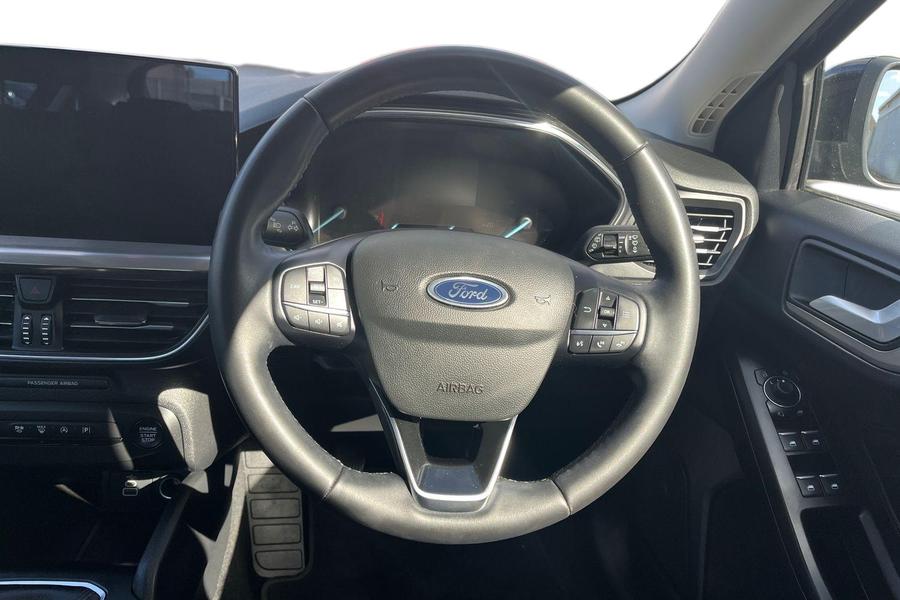 Ford FOCUS Photo autoimg-5bbdc2440d99ceabf102d958a625f78625e632db.jpg