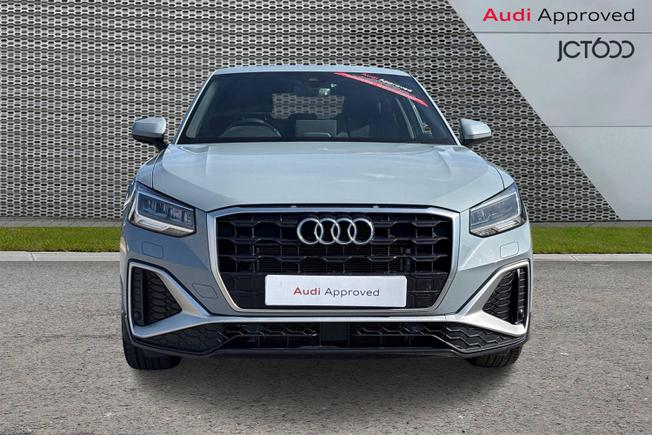 AUDI Q2 Photo 8