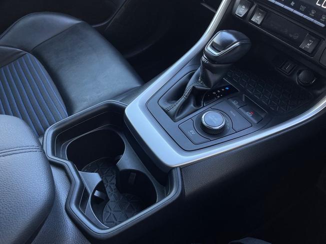 TOYOTA Rav4 Photo 45
