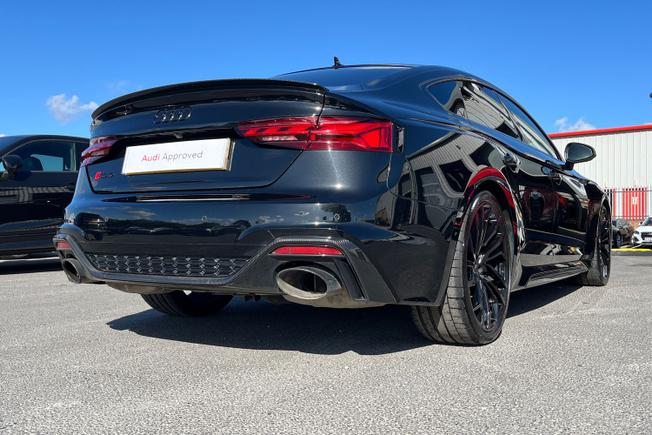 AUDI RS5 Photo 27