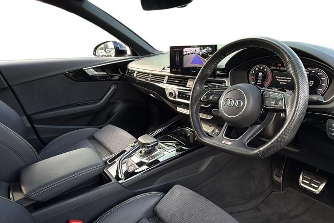 AUDI A4 Photo 6
