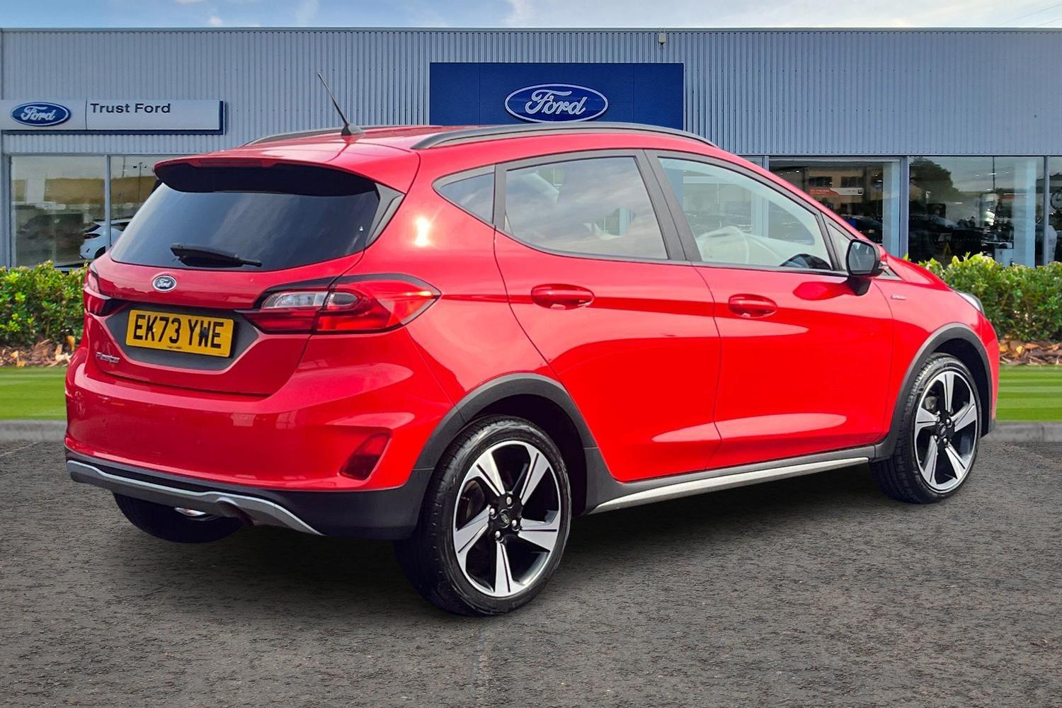 Ford FIESTA Photo 3