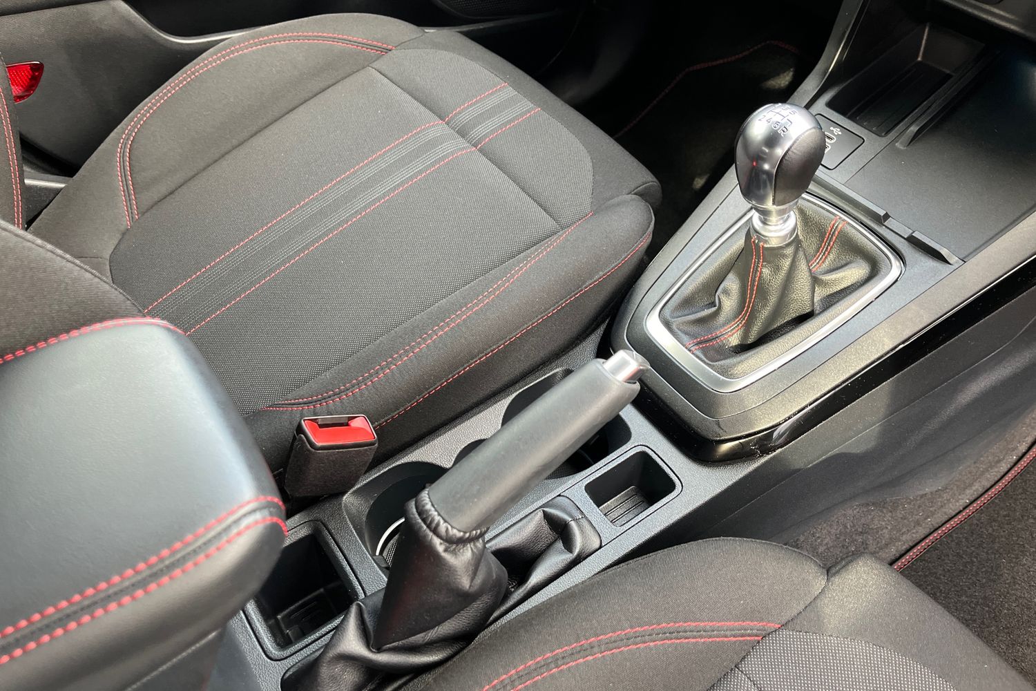 Ford Puma Photo 34