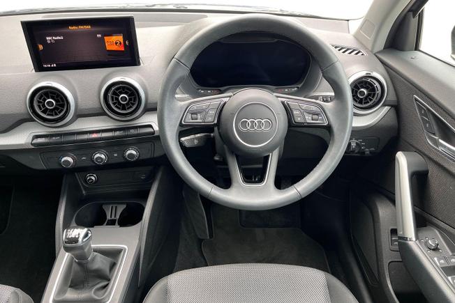 AUDI Q2 Photo 11