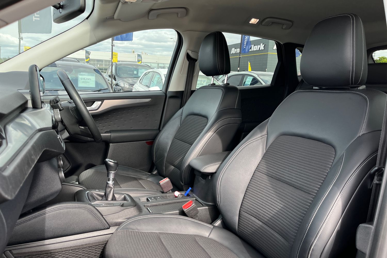 Ford Kuga Photo 18