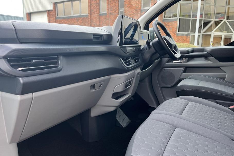 Used Ford TRANSIT CUSTOM WO25URB 3