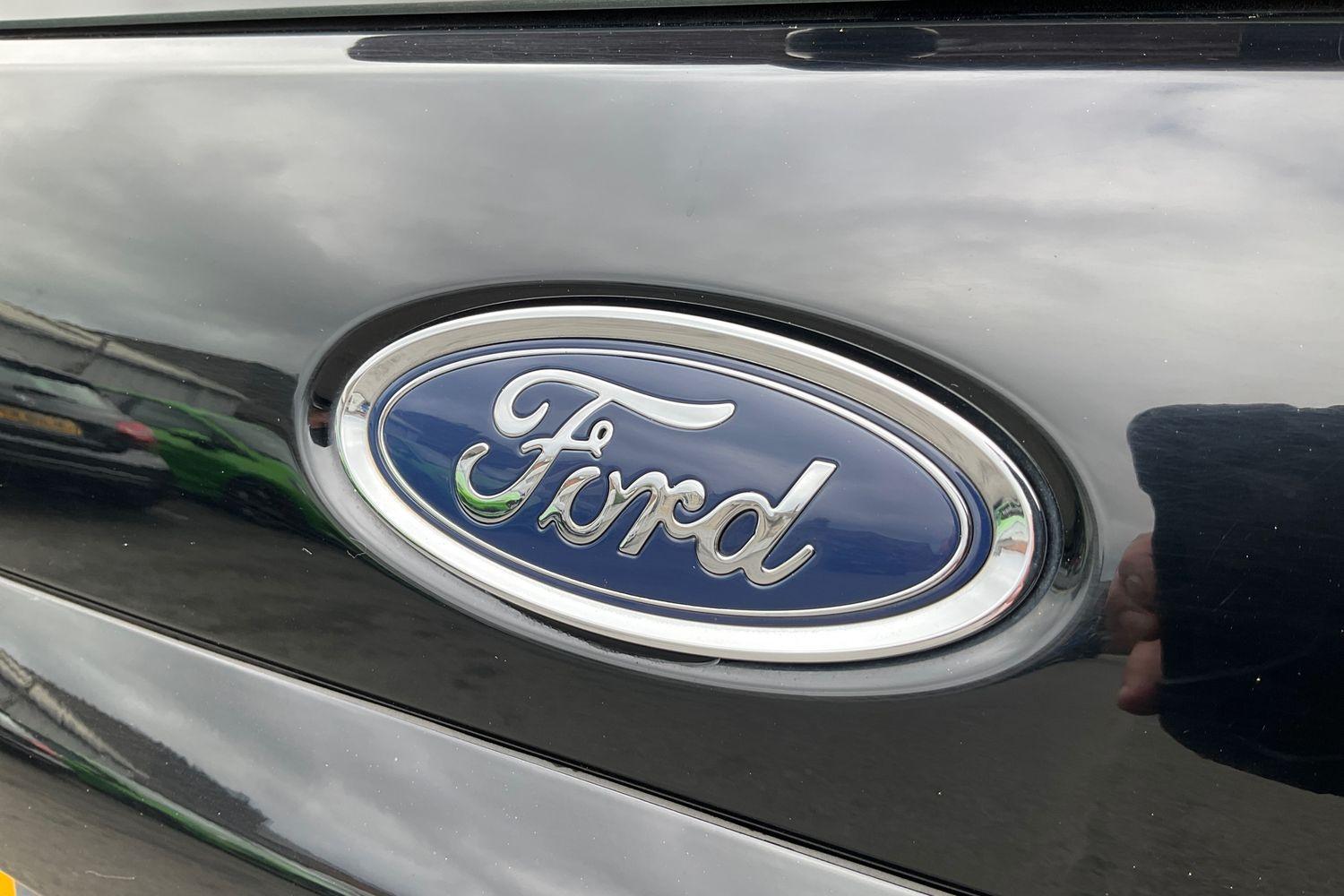Ford ECOSPORT Photo 39
