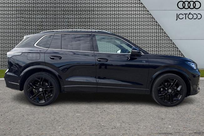 VOLKSWAGEN Tiguan Photo 4