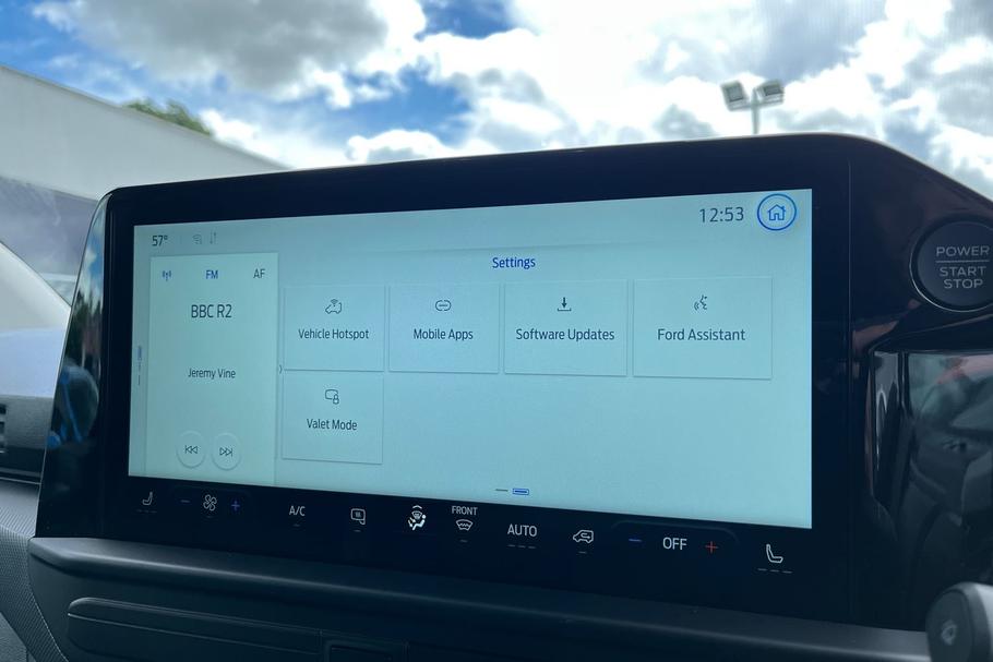 Used Ford TRANSIT CUSTOM KMZ9873 30