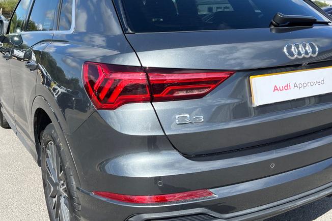 AUDI Q3 Photo 58