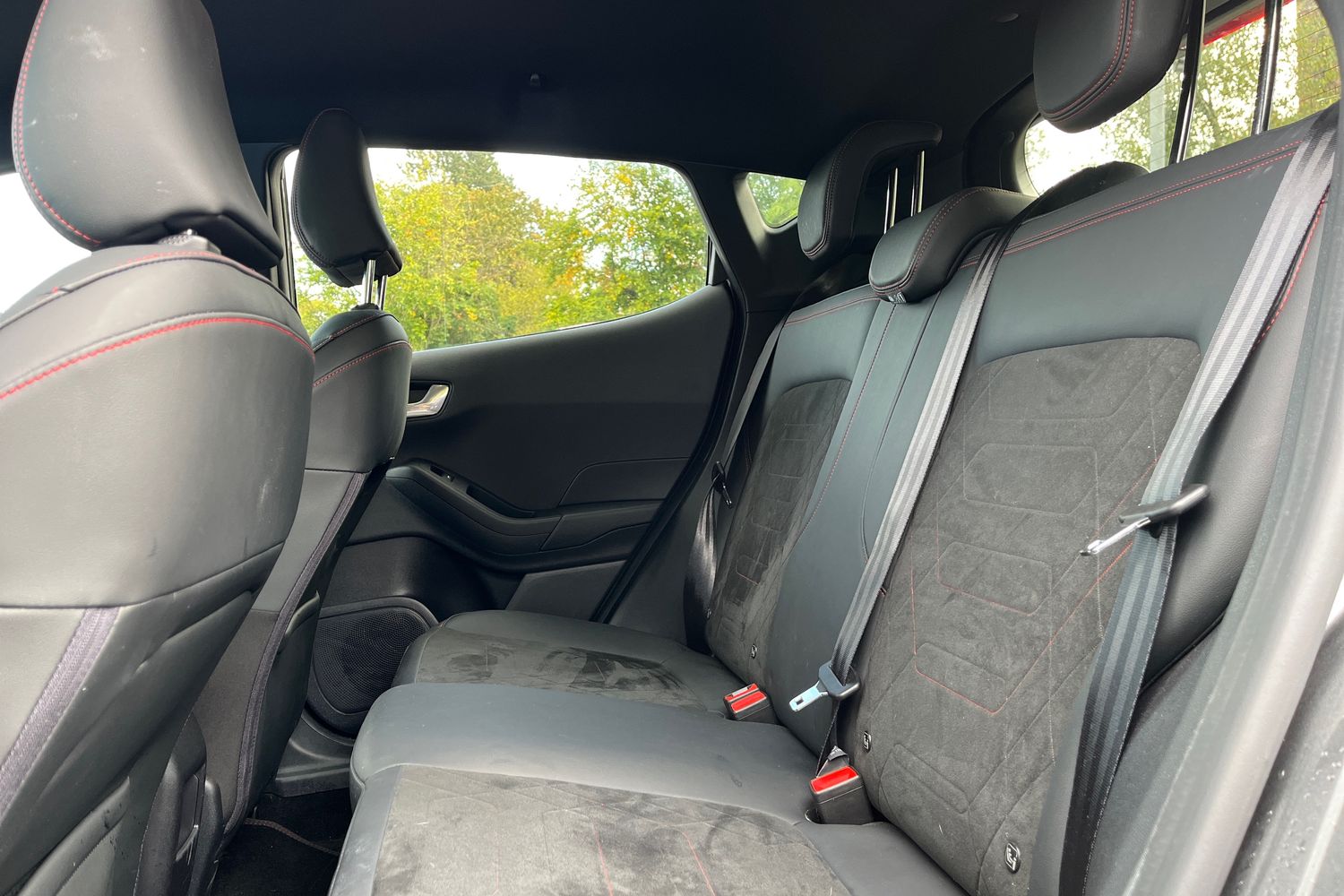 Ford Fiesta Photo 19