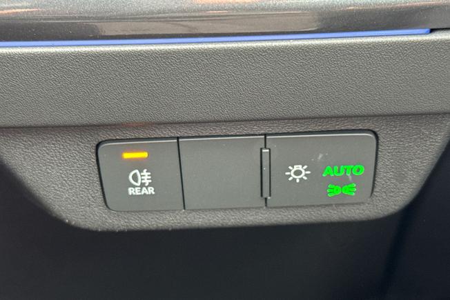 Audi Q4 Photo 33