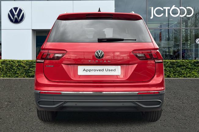 VOLKSWAGEN Tiguan Allspace Photo 7