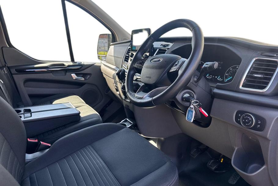Used FORD TRANSIT CUSTOM BJ22WHD 14