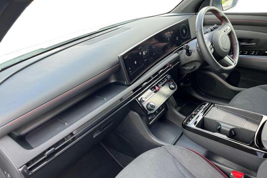 Hyundai TUCSON Photo autoimg-5bf7b9c1b283ffeb677b57d08b1e5c214731fbae.jpg