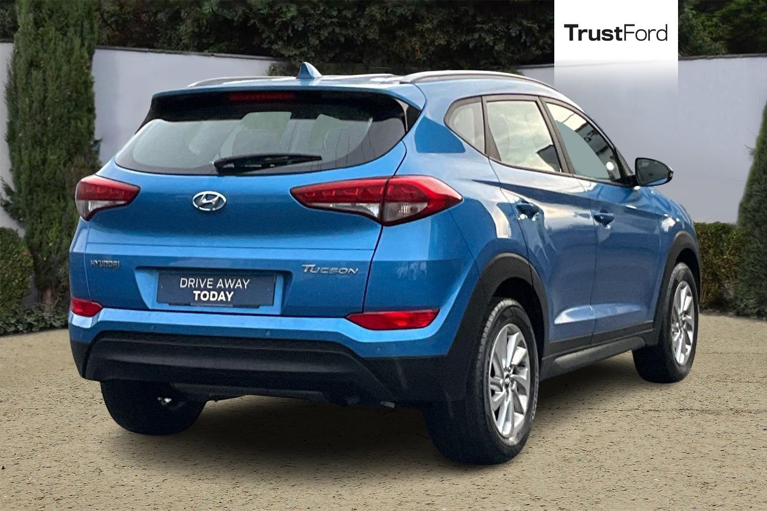 Hyundai TUCSON Photo 3