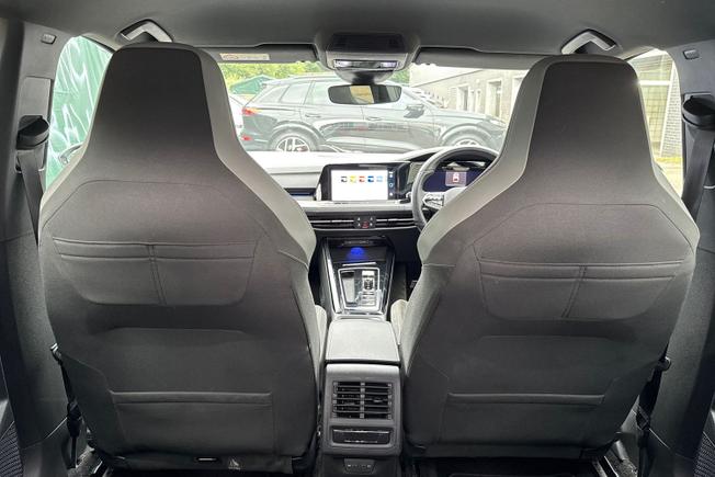 VOLKSWAGEN Golf Photo 28