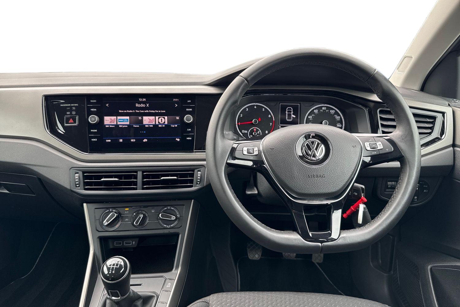 Volkswagen POLO Photo 10