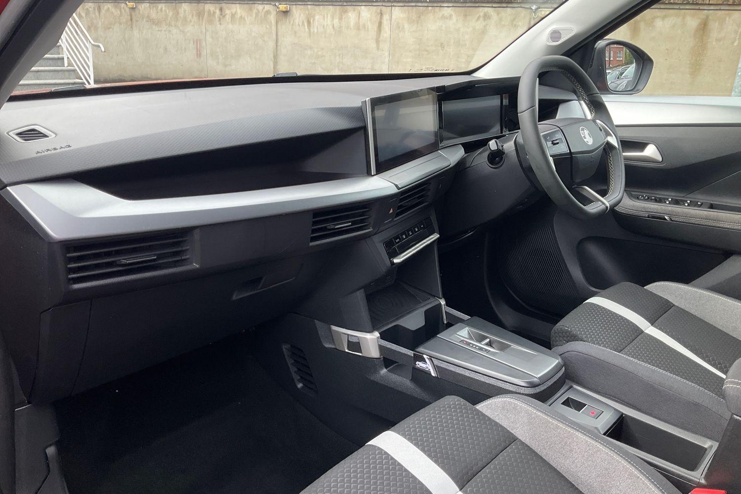 Vauxhall FRONTERA Photo 17