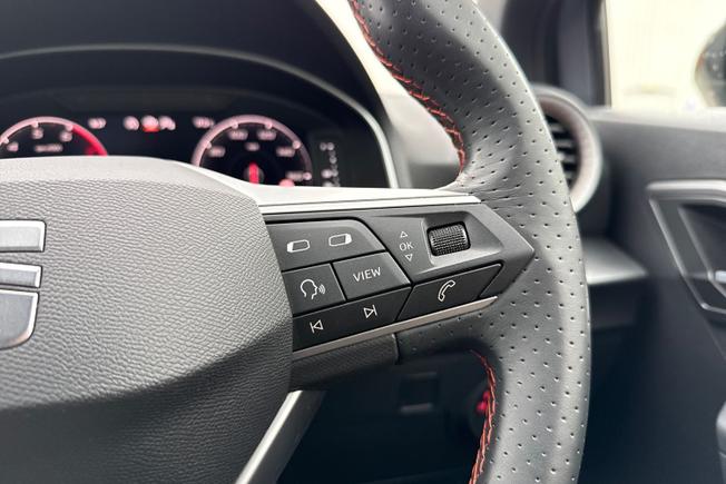 SEAT Arona Photo 17