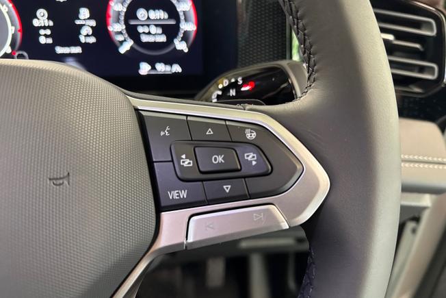 VOLKSWAGEN Tiguan Photo 17