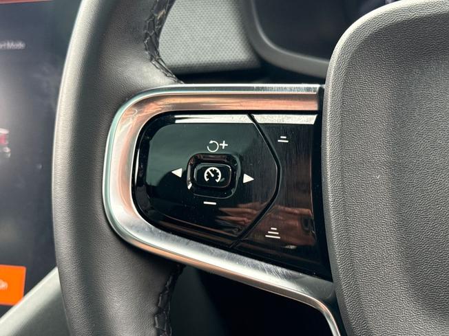 POLESTAR Polestar 2 Photo 16