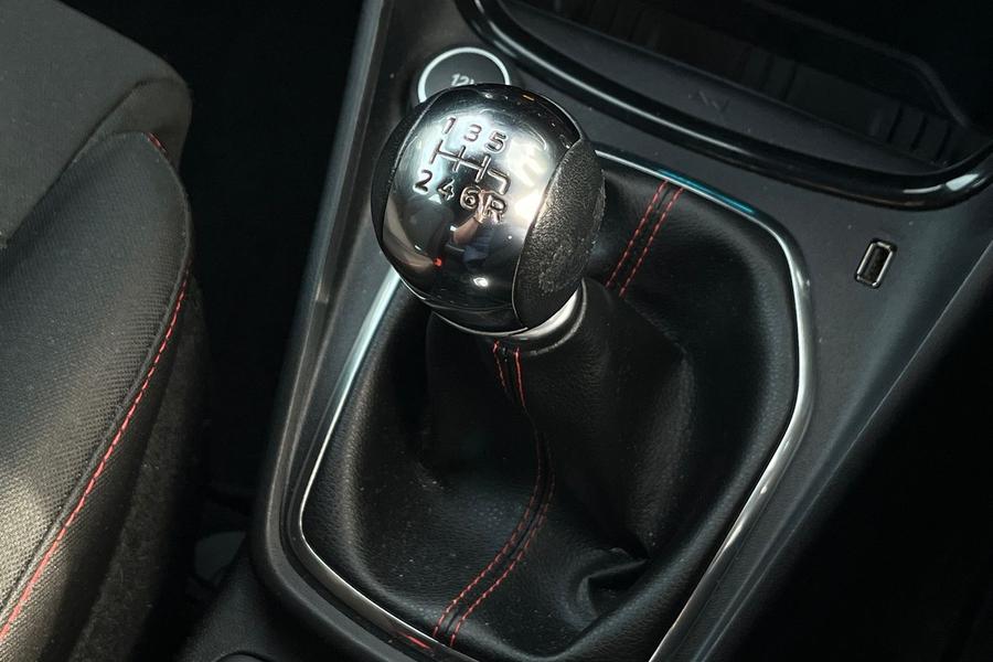 Ford Puma Photo autoimg-5c07de5e1da1316903bf06bd1fa10bf05d09998f.jpg