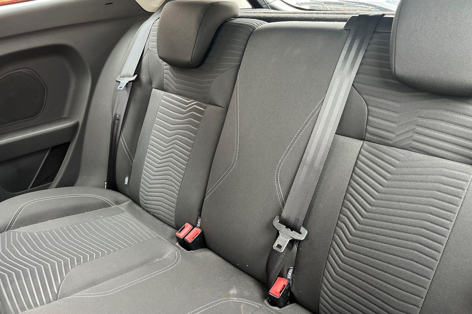 Ford FIESTA Photo 19