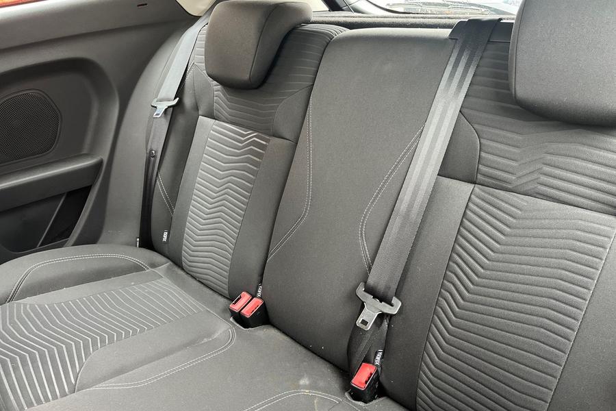 Ford FIESTA Photo autoimg-5c093f5cd7ca4d68e8b6d8fe65370311f91b2b76.jpg