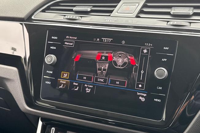 VOLKSWAGEN Touran Photo 41