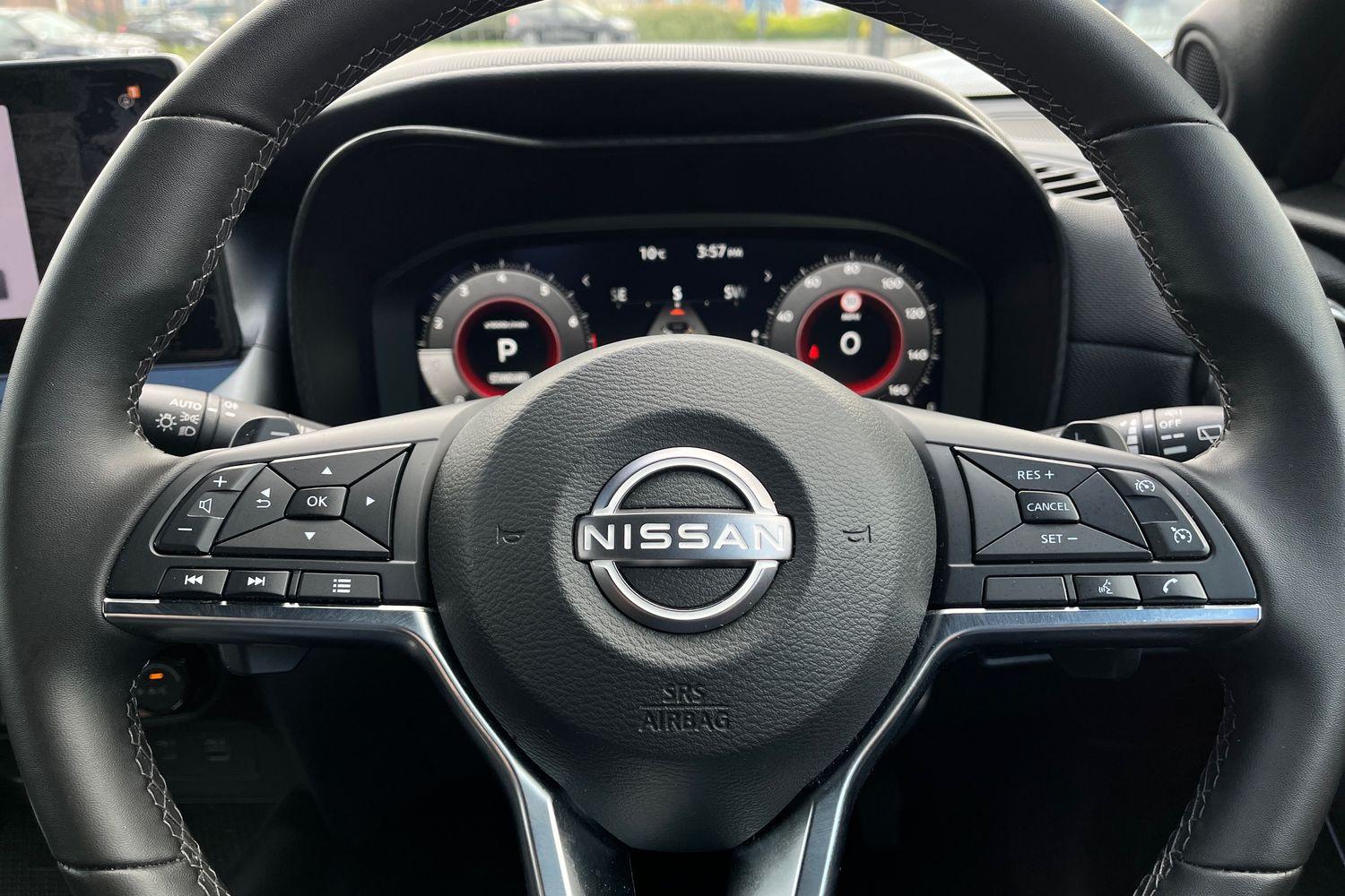 Nissan JUKE Photo 11
