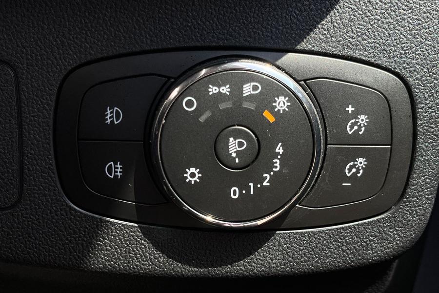 Ford Puma Photo autoimg-5c110cc727db164c4f428727c9a494bc60f8110c.jpg