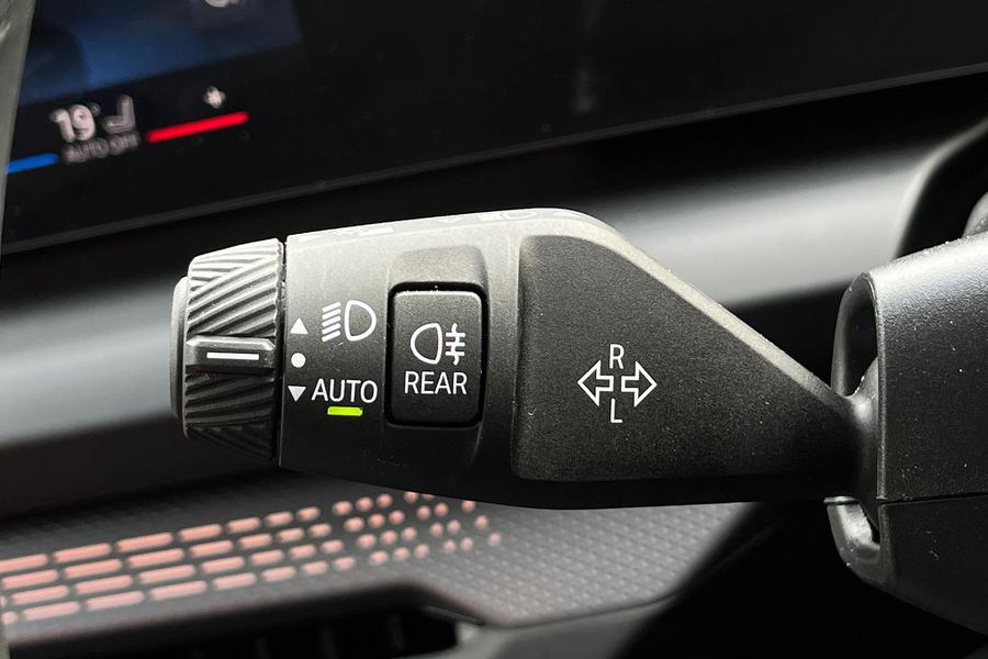 BMW 1 SERIES Photo autoimg-5c11269480b004b9a2a031aa491cea09b1170fbb.jpg