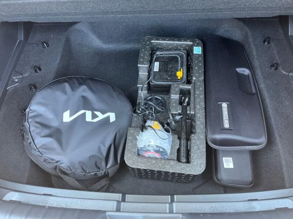 Kia Niro Photo autoimg-5c12c8a969e66a93d716ff0cde83649aff8f7430.jpg