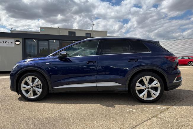 Audi Q4 Photo 48