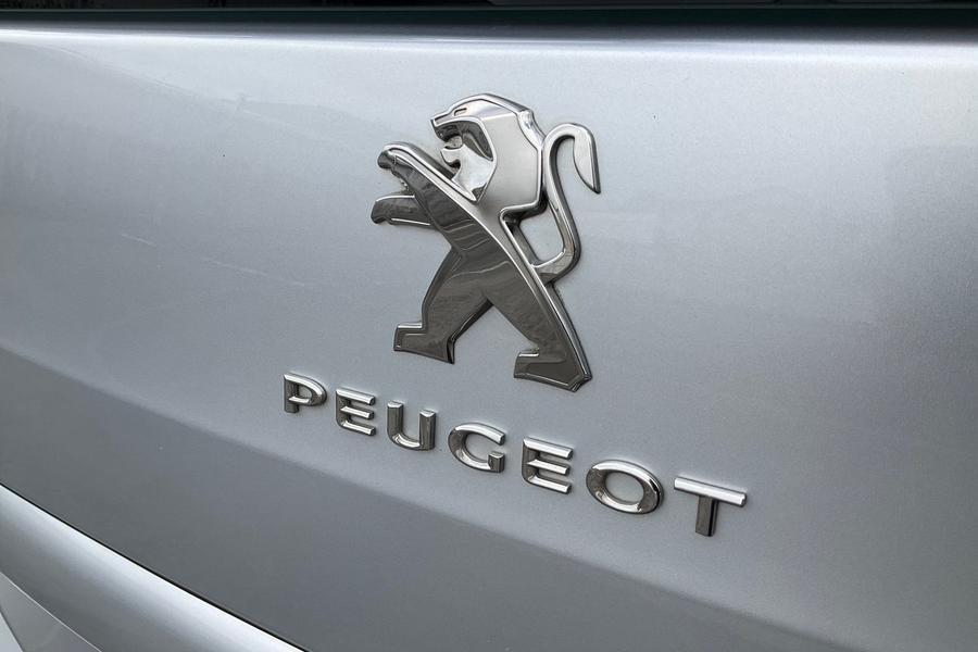 Peugeot Partner Tepee Photo autoimg-5c17dfcb349e8e6361ac853b21fe45d09695ee26.jpg