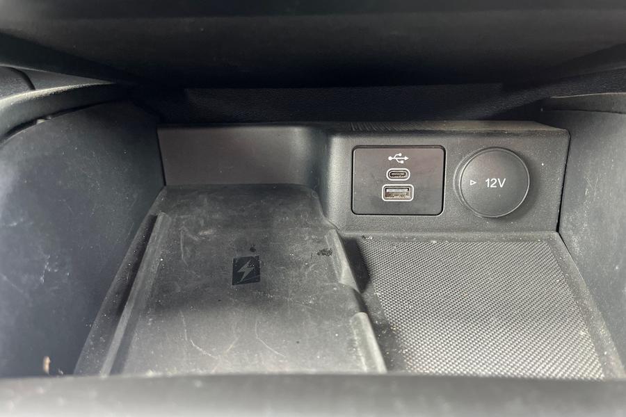 Ford Kuga Photo autoimg-5c1cddef01a7281de92ced5613c7f1183ebadfda.jpg