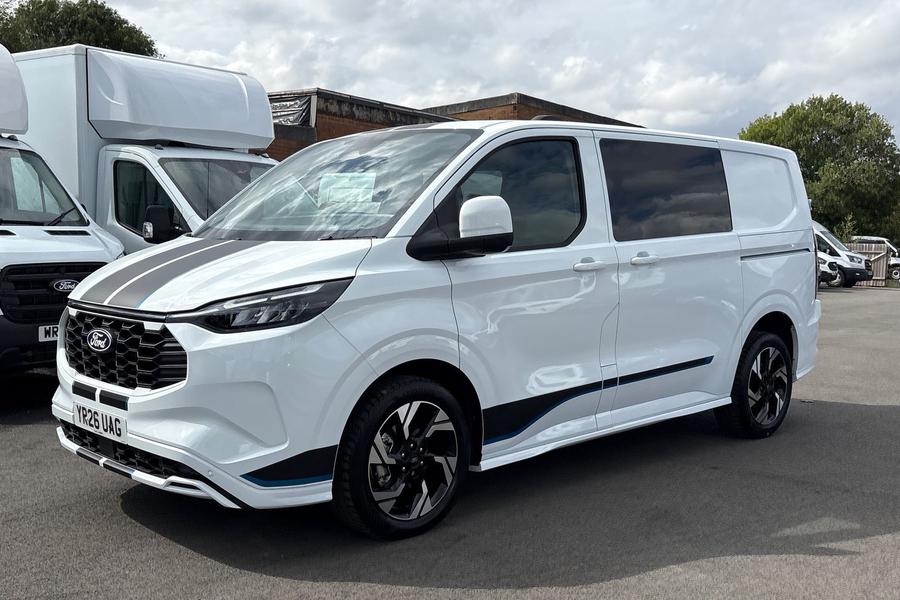 Ford TRANSIT CUSTOM Photo autoimg-5c1d2aca867d91007597e0e7ddf1e000c97e347e.jpg