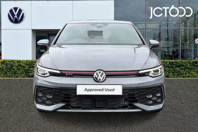 Volkswagen Golf Photo 8