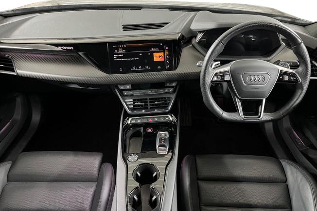 AUDI E-Tron Gt Photo 10