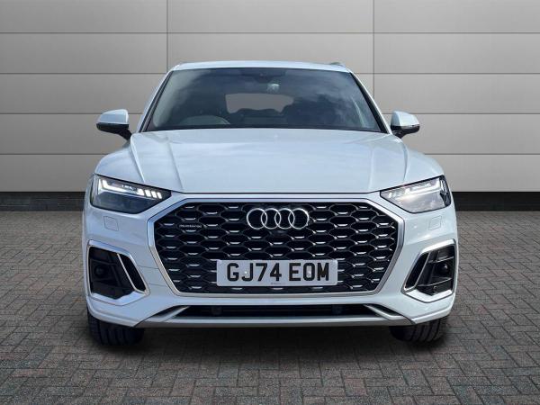 Audi Q5 Photo autoimg-5c2342624f29fb576f628212a49d57c9b9ed88f2.jpg