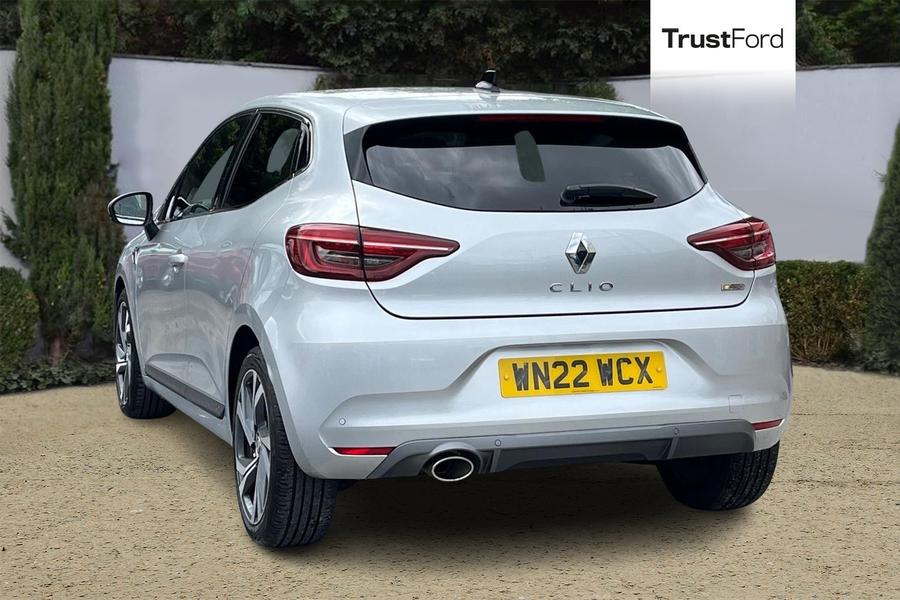 Renault CLIO Photo autoimg-5c25fed6fdf235f92288e4223f8cd53a27a198c0.jpg