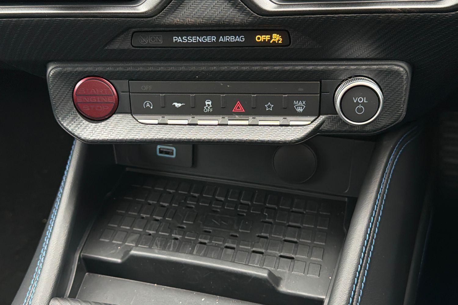 Ford MUSTANG Photo 36