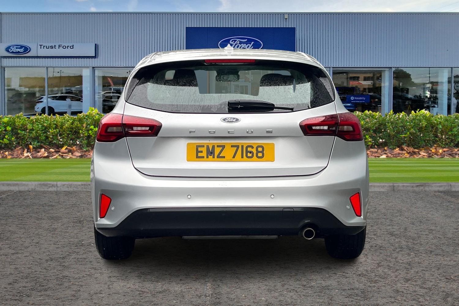 Ford Focus Photo 6