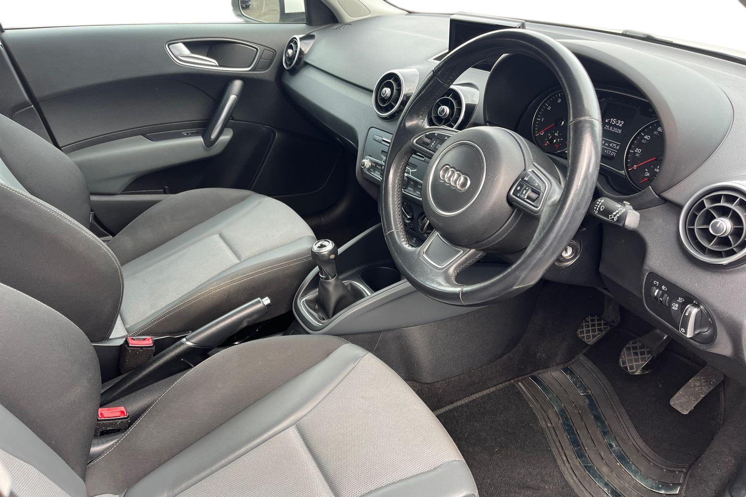 Audi A1 Photo 8