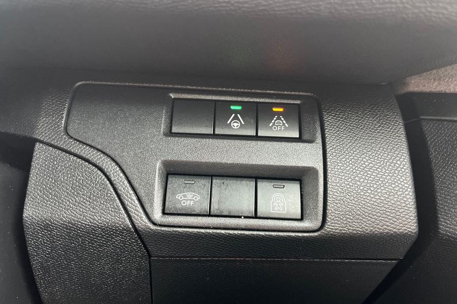 Peugeot 5008 Photo autoimg-5c3777b87954bff3096ed90510a437e9c0493d17.jpg